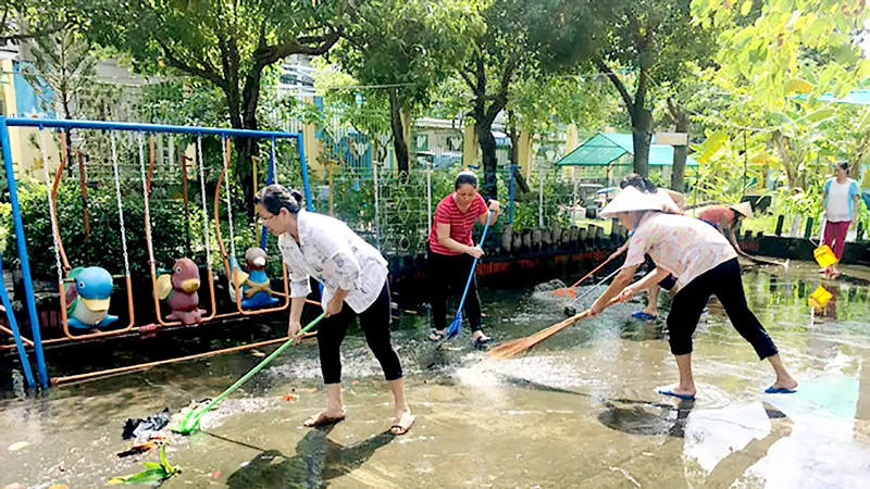 TPHCM: Các trường khắc phục hậu quả sau bão số 9