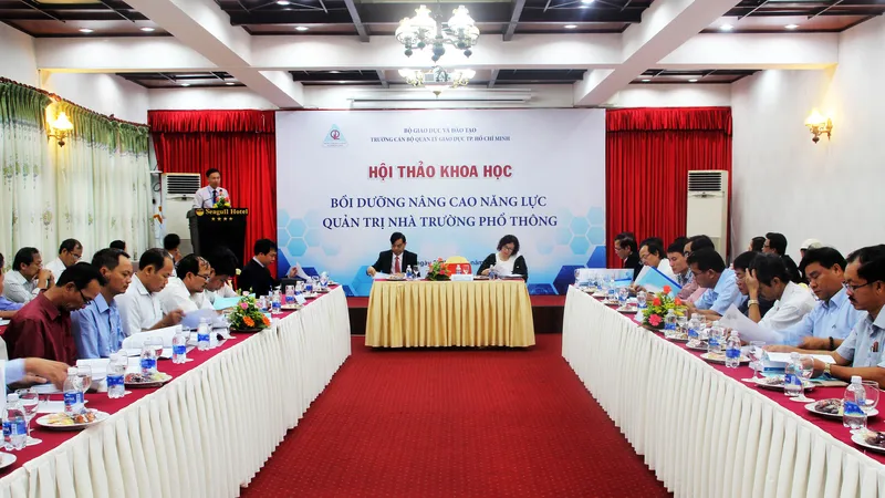 Toàn cảnh Hội thảo khoa học bồi dưỡng nâng cao năng lực quản trị nhà trường phổ thông
