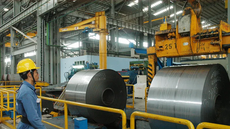 Sản xuất thép cuộn tại tỉnh Bà Rịa - Vũng Tàu Ảnh: CAO THĂNG