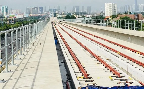 Phó ban Quản lý đường sắt đô thị TPHCM về lại cơ quan sau khi đi Mỹ