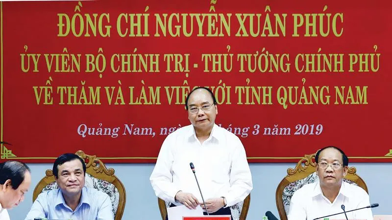 Thủ tướng Nguyễn Xuân Phúc làm việc với cán bộ chủ chốt tỉnh Quảng Nam Ảnh: TTXVN