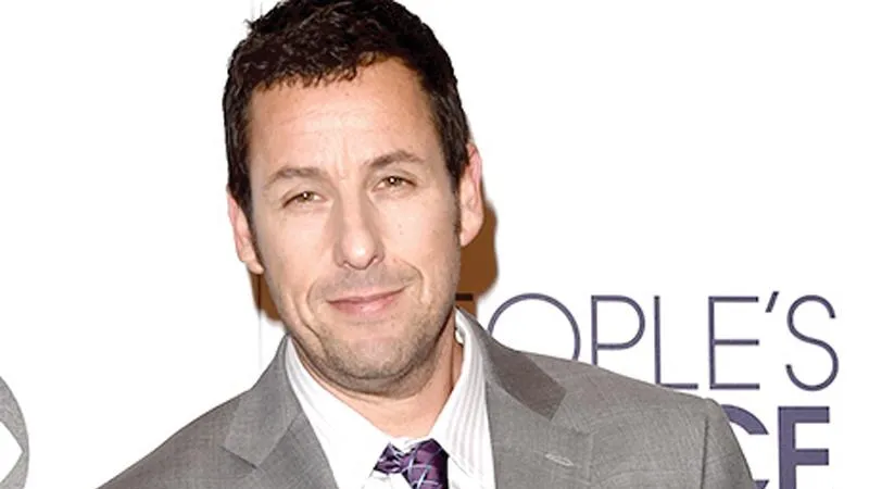 Adam Sandler trở lại Saturday Night Live