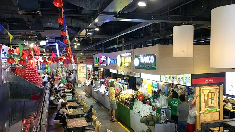Khu ẩm thực trong Sense Market Ảnh: THÀNH TRÍ