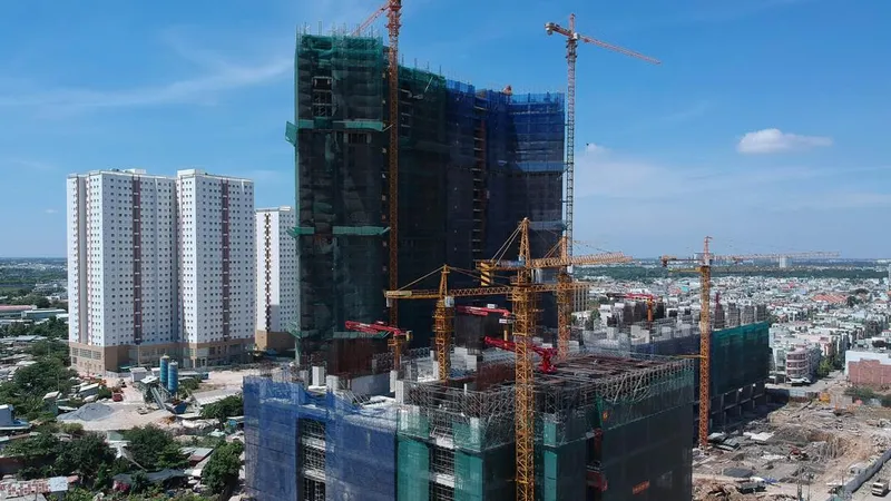 Khắc phục điểm yếu thị trường bất động sản