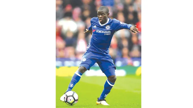 N'Golo Kante luôn thi đấu mạnh mẽ và an toàn.