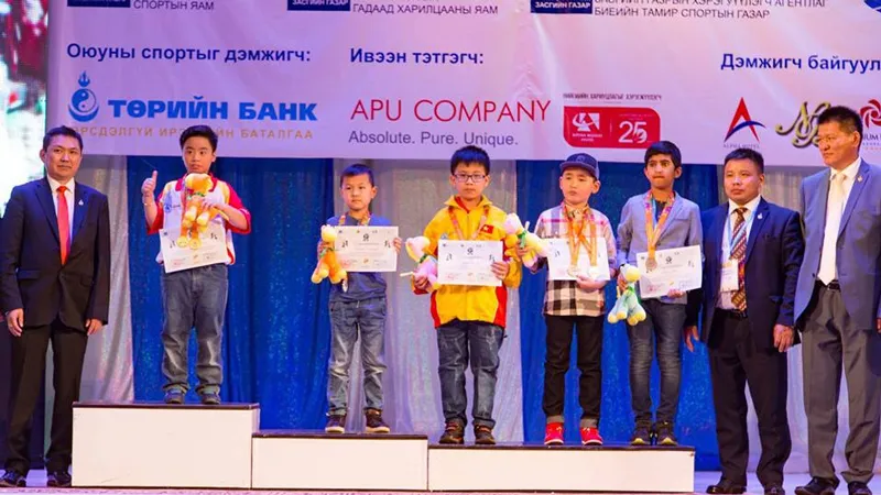 Việt Nam nhất toàn đoàn nam - Giải vô địch cờ vua trẻ Đông Á lần thứ 2-2017