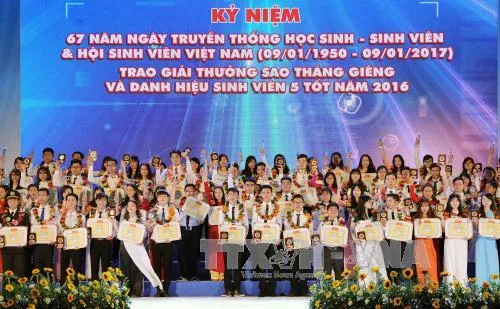 Trao giải thưởng Sao tháng Giêng, danh hiệu Sinh viên 5 tốt năm 2017