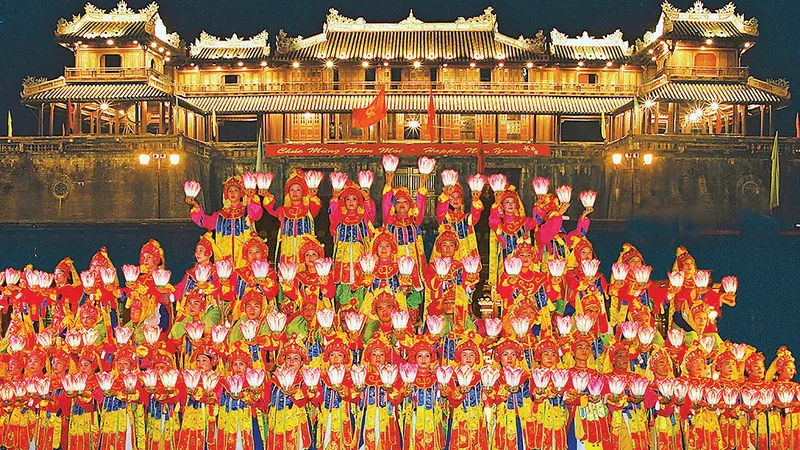 Biểu diễn Nhã nhạc tại Festival Huế