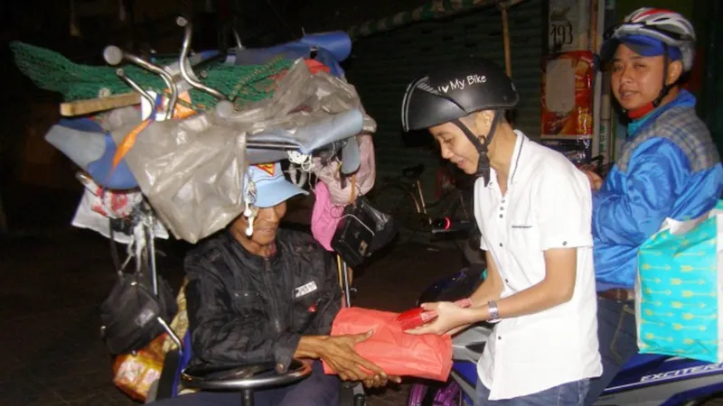 Món quà rạng sáng mùng 1 tết