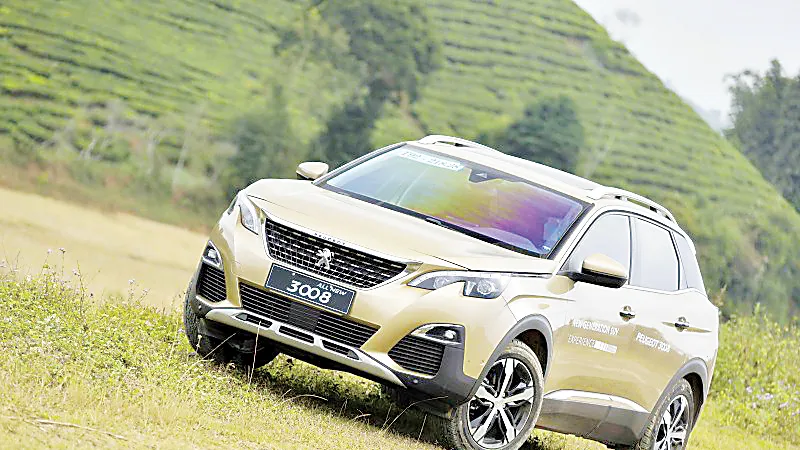 Bộ đôi SUV Peugeot thế hệ mới 3008 và 5008 chinh phục khách hàng Việt