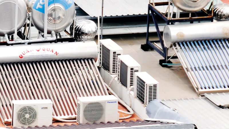 TPHCM đang khuyến khích các hộ dân lắp đặt, sử dụng bình nước nóng năng lượng Mặt trời