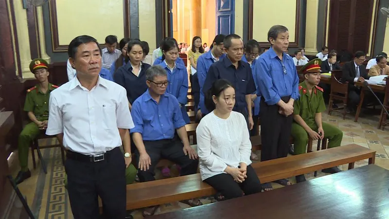 Ngân hàng Xây dựng quyết đòi tiền Công ty Phương Trang
