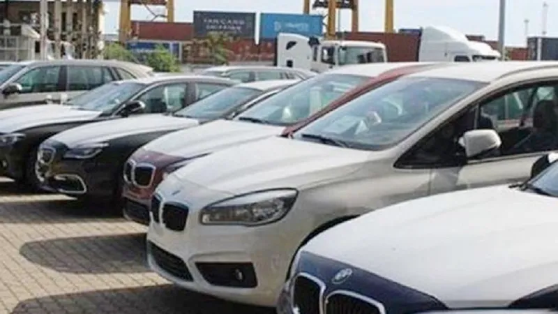 Tái xuất 470 xe BMW về lại Đức