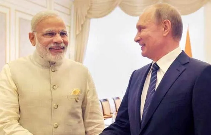 Thủ tướng Ấn Độ Narendra Modi (trái) và Tổng thống Nga Vladimir Putin. Nguồn: NDTV.COM