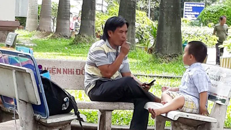 Xử lý hút thuốc lá tràn lan