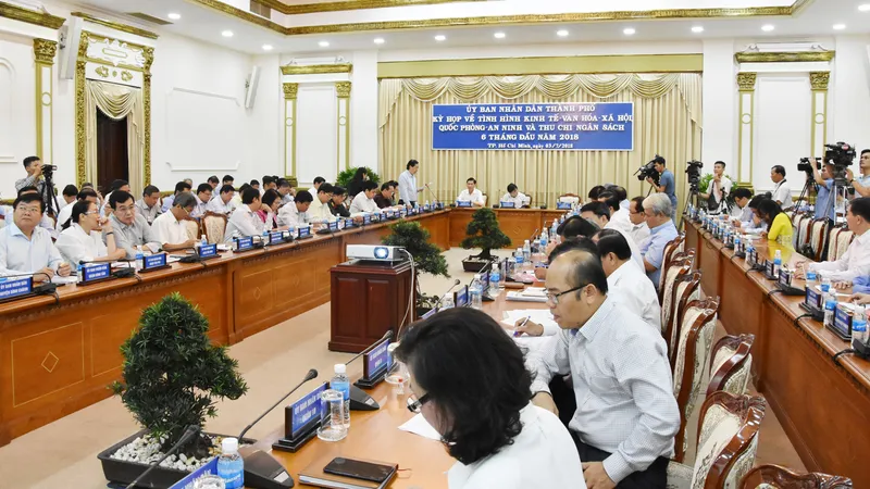 Quang cảnh kỳ họp.
