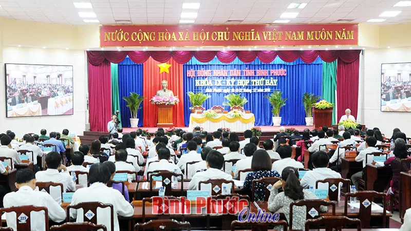 Toàn cảnh kỳ họp. Ảnh: Báo Bình Phước