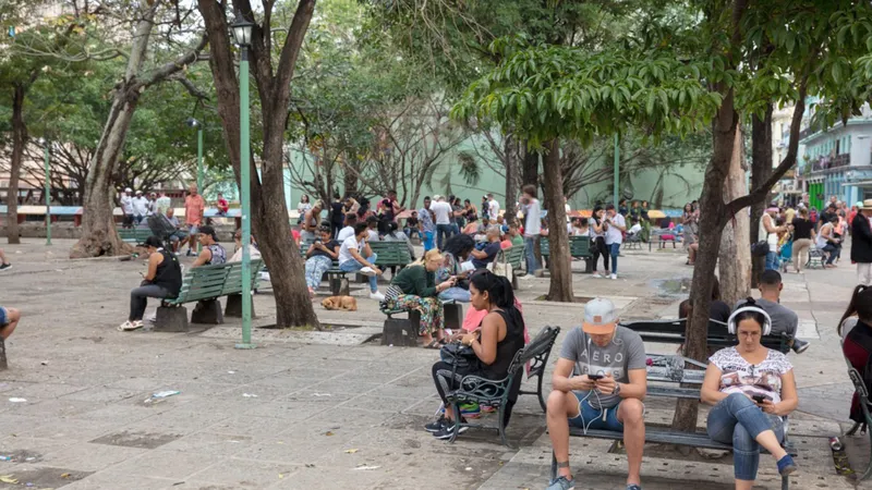 Số lượng người dân Cuba kết nối Internet ngày càng tăng