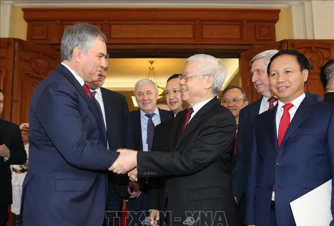 Tổng Bí thư, Chủ tịch nước Nguyễn Phú Trọng tiễn Chủ tịch Duma Quốc gia Nga Vyacheslav Viktorovich Volodin. Ảnh: TTXVN