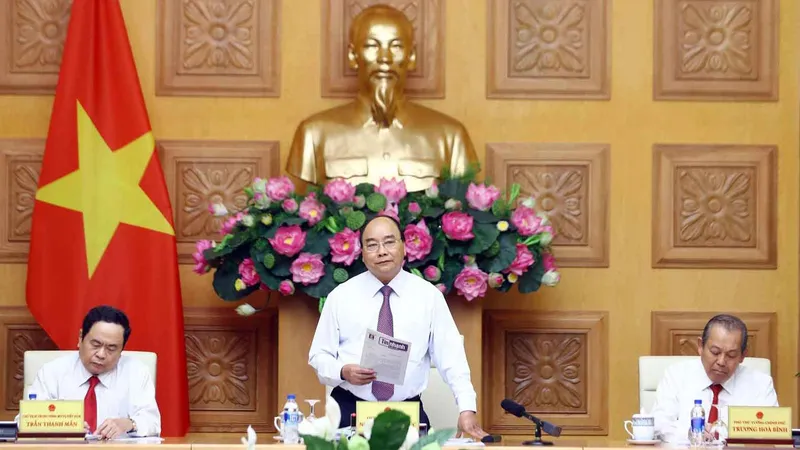 Thủ tướng Nguyễn Xuân Phúc phát biểu tại Hội nghị liên tịch thường niên giữa Chính phủ và Ủy ban Trung ương Mặt trận Tổ quốc Việt Nam. Ảnh: TTXVN