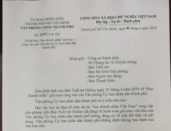 Công văn phản hồi về việc chương trình "Sao doanh nhân Việt Nam" giả mạo giấy tờ của Văn phòng UBND TP.HCM. Ảnh: Tuoitre