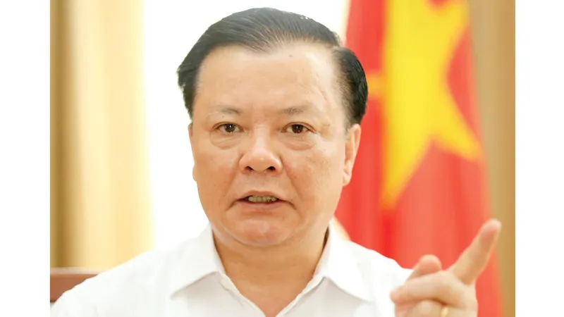 Bộ trưởng Bộ Tài chính Đinh Tiến Dũng