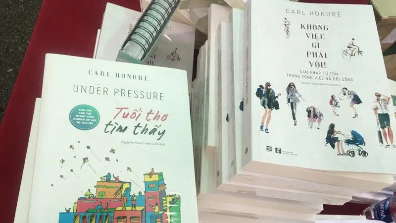 "Tuổi thơ tìm thấy" và "Không việc gì phải vội" - Phương pháp cân bằng trong giáo dưỡng con cái