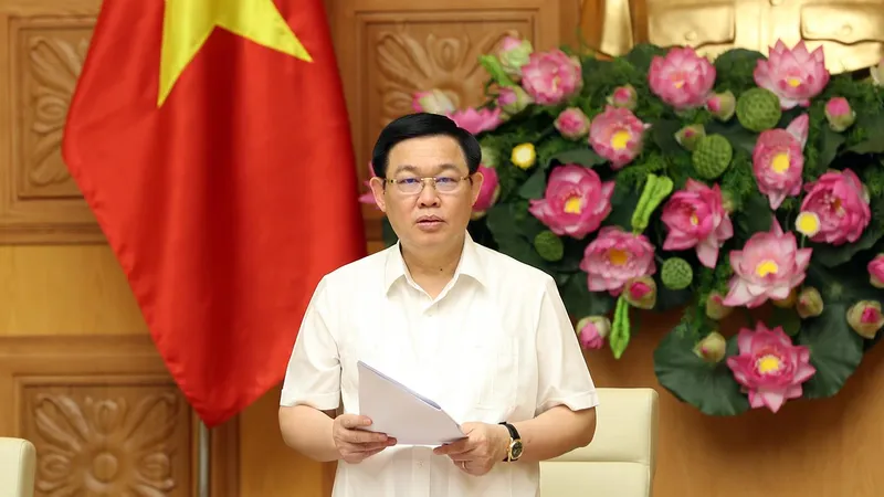 Phó Thủ tướng Vương Đình Huệ phát biểu tại cuộc họp. Ảnh: VGP