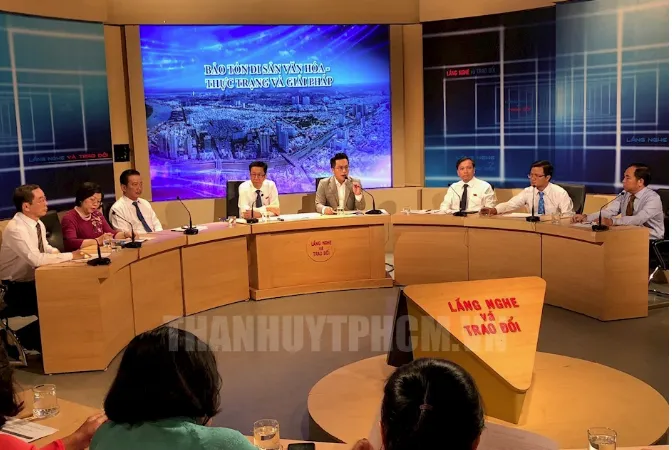 Quang cảnh chương trình lắng nghe và trao đổi tháng 12-2019. Ảnh: hcmcpv