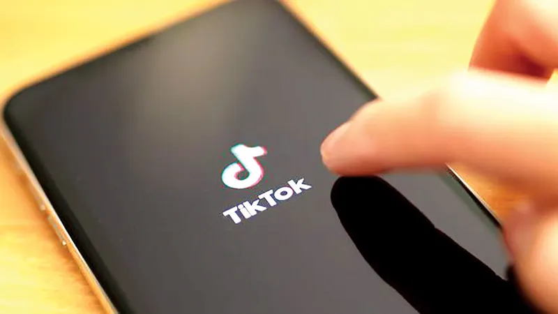 Ứng dụng TikTok đối mặt sức ép ngày càng tăng từ Chính phủ Mỹ. Ảnh: EPA-EFE