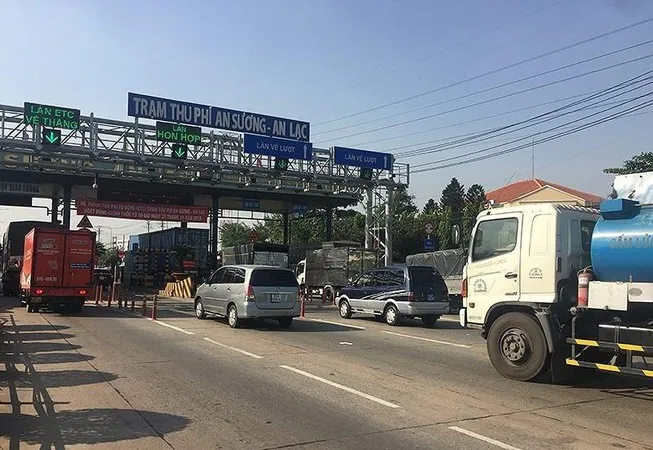 TPHCM kiểm tra tải trọng xe trên quốc lộ 1