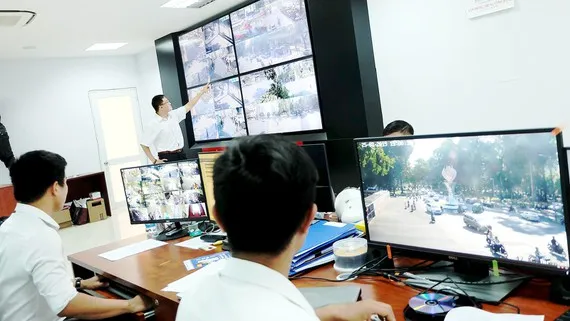 Dùng camera, mạng xã hội giám sát việc bảo vệ môi trường