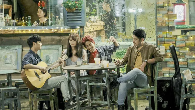 Không có quỹ điện ảnh Việt, các nhà làm phim độc lập tự loay hoay tìm kinh phí làm phim (ảnh phim Sài Gòn trong cơn mưa) 