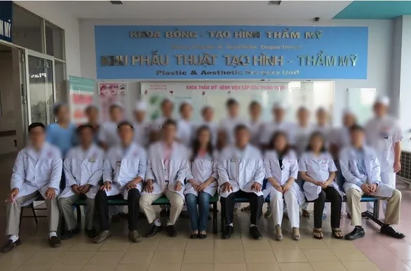 Bệnh viện Trưng Vương, TPHCM: Bác sĩ không chứng chỉ hành nghề thực hiện hơn 3.000 ca phẫu thuật thẩm mỹ 
