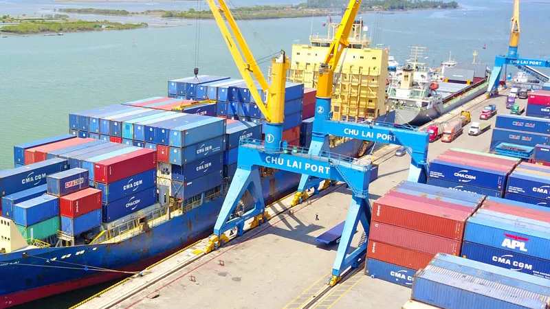 Yêu cầu các hãng vận tải biển niêm yết giá dịch vụ