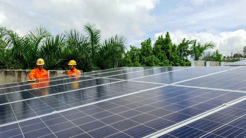 Vận hành trên 100.000 công trình điện mặt trời mái nhà