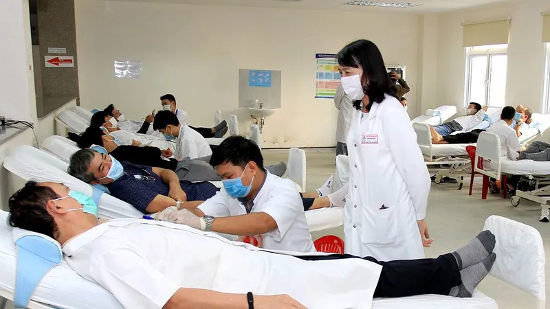 Giọt máu hồng từ tấm lòng y đức