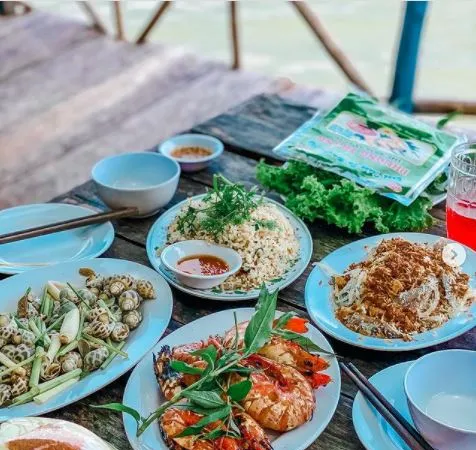 Ăn gì tại Phú Quốc dưới 200 nghìn và 24 giờ? 