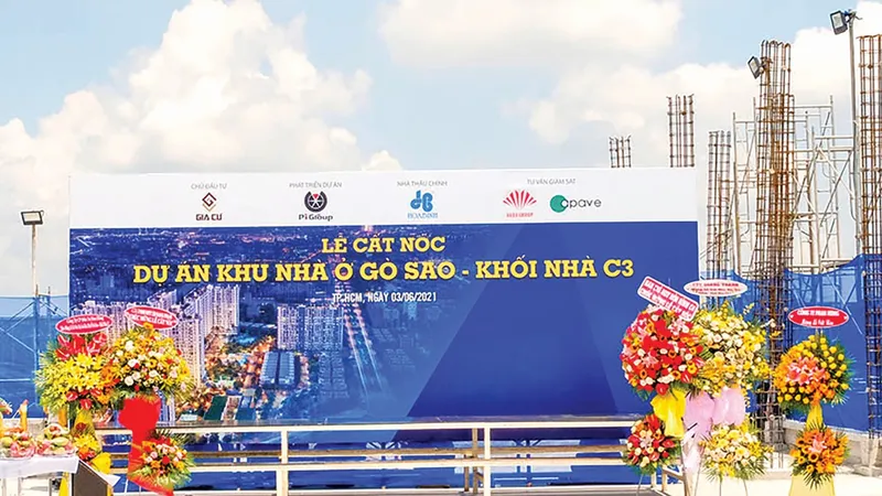 Hòa Bình cất nóc vượt tiến độ dự án Picity High Park