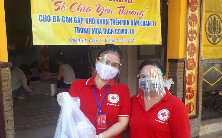 Những đảng viên 213 ở khu dân cư 