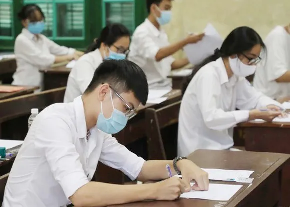 Nhiều trường đại học công bố điểm sàn xét tuyển