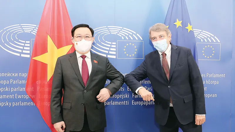 Chủ tịch Quốc hội Vương Đình Huệ hội đàm với Chủ tịch Nghị viện châu Âu David Sassoli. Ảnh: TTXVN
