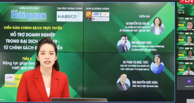 Các đại biểu tham dự diễn đàn