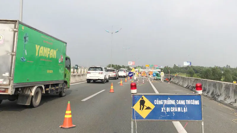 Từ 11-11, sửa chữa các khe co giãn trên tuyến cao tốc TP Hồ Chí Minh – Trung Lương