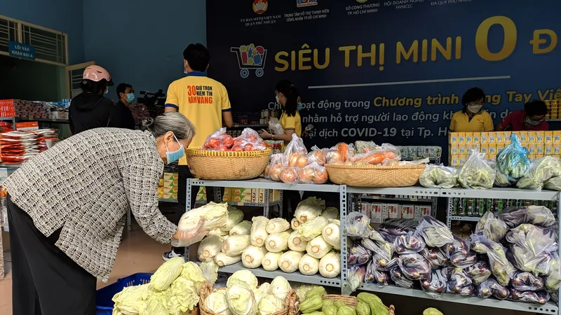 Mô hình "Siêu thị 0 đồng” tại TPHCM