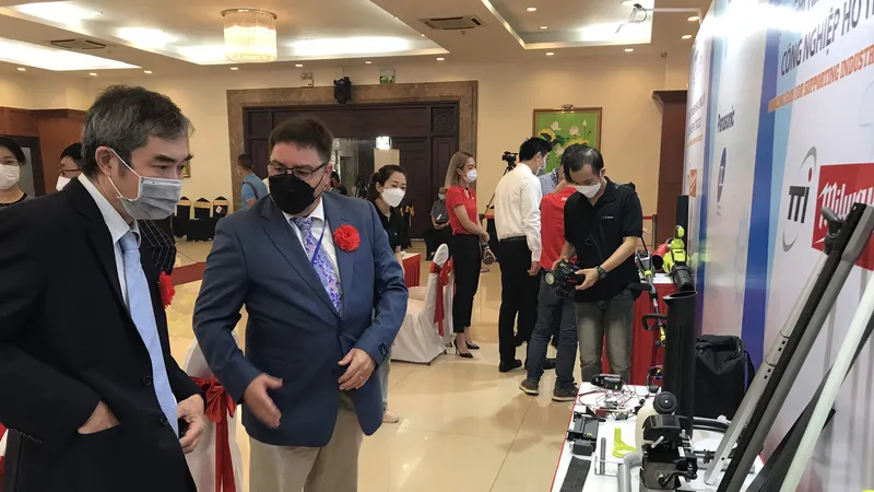 Nhiều doanh nghiệp FDI tìm kiếm cơ hội tại chương trình “Hội nghị tìm kiếm nhà cung cấp CNHT năm 2021” do UBND TPHCM chủ trì