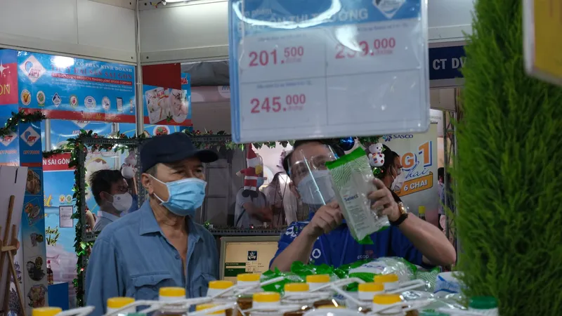 Hàng giảm giá tết sớm tại Co.opmart
