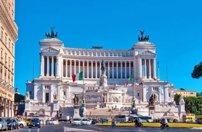  Quảng trường Venice ở trung tâm Thủ đô Roma, Italy