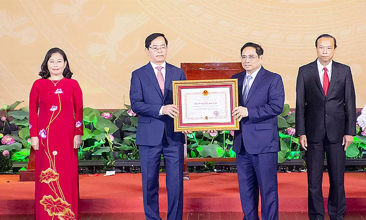 Thủ tướng Phạm Minh Chính trao Huân chương Độc lập hạng nhất cho tỉnh Bà Rịa - Vũng Tàu