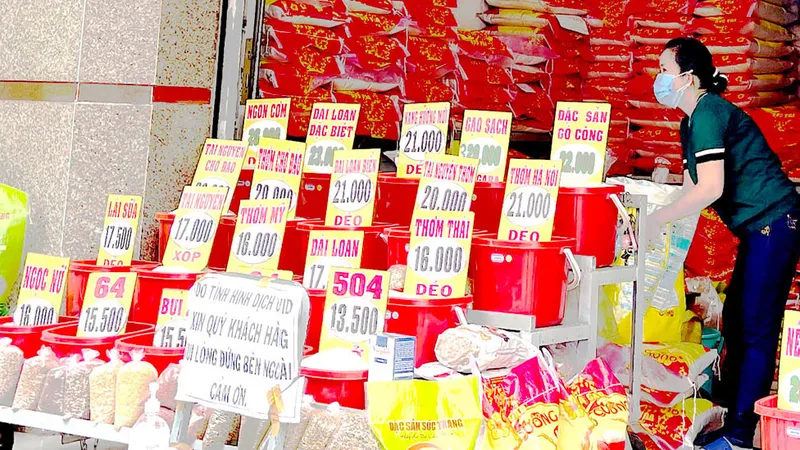 Kiểm soát chặt giá các mặt hàng thiết yếu